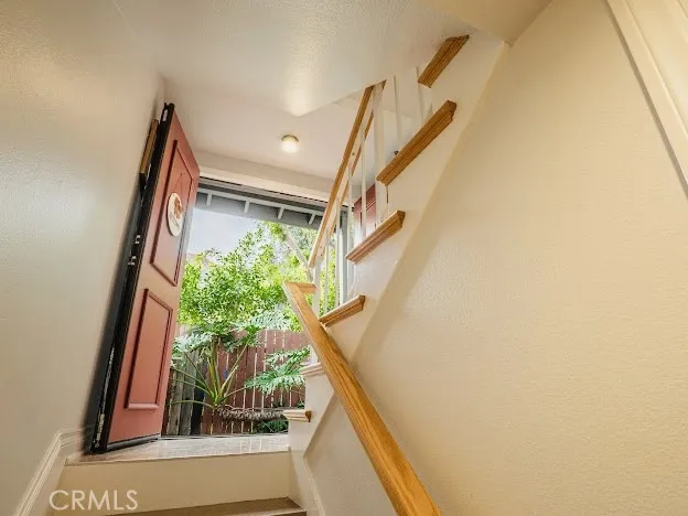 340 E Washington Boulevard 1, Pasadena, California 91104 home-pic-23