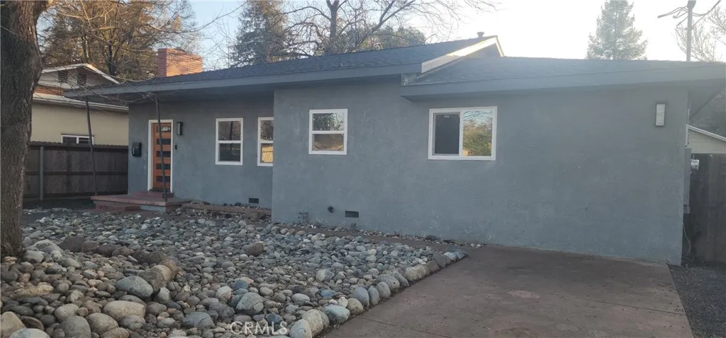 977 Sarah, Chico, California 95926