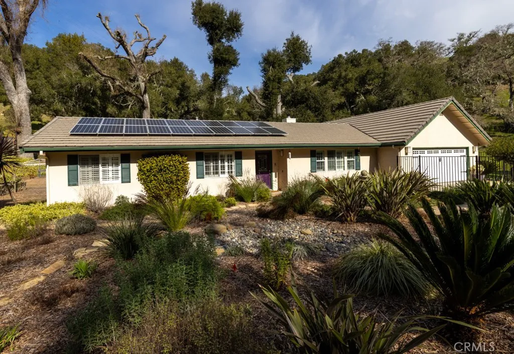 13700 Santa Lucia, Atascadero, California 93422 home-pic-1