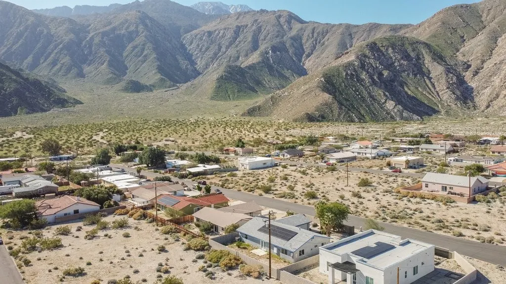 15780 La Vida, Palm Springs, California 92262 home-pic-7