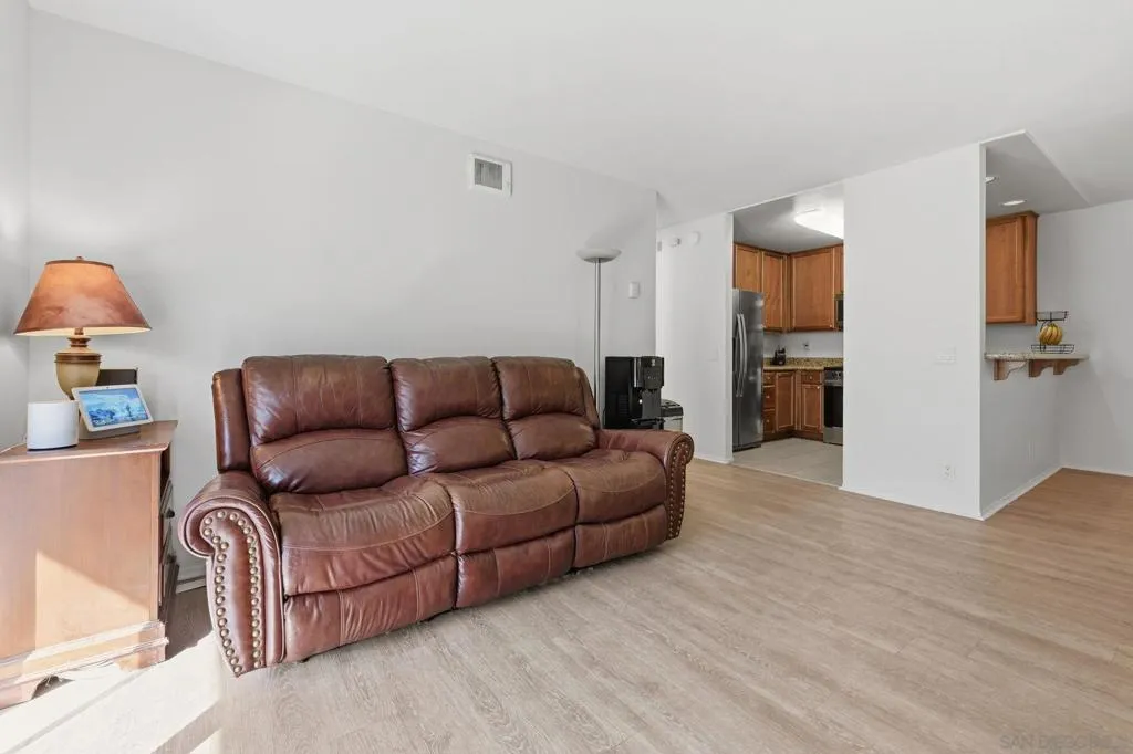 145 W El Norte Pkwy 112, Escondido, California 92026 home-pic-8