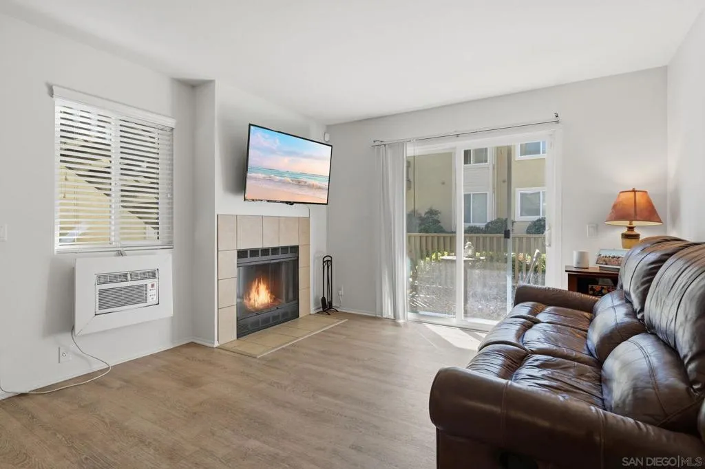 145 W El Norte Pkwy 112, Escondido, California 92026 home-pic-7