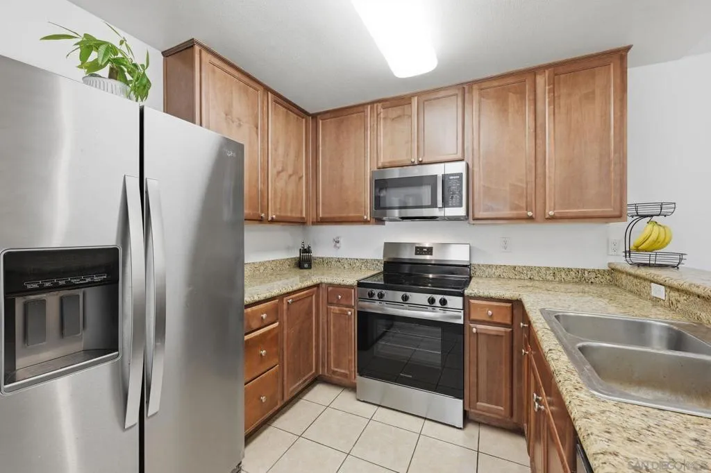 145 W El Norte Pkwy 112, Escondido, California 92026 home-pic-14