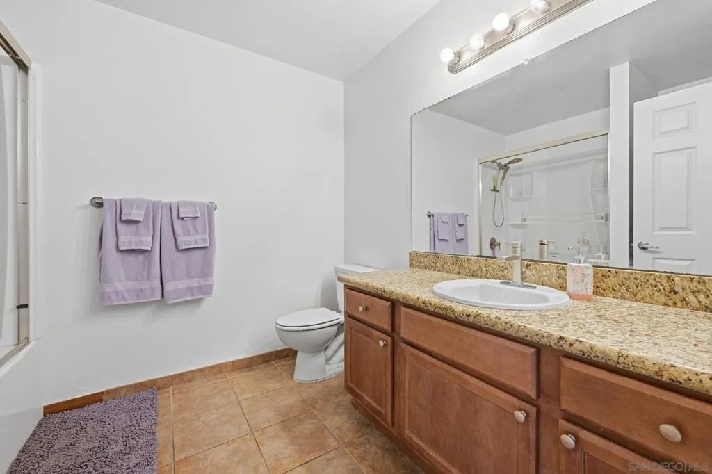 145 W El Norte Pkwy 112, Escondido, California 92026 home-pic-24