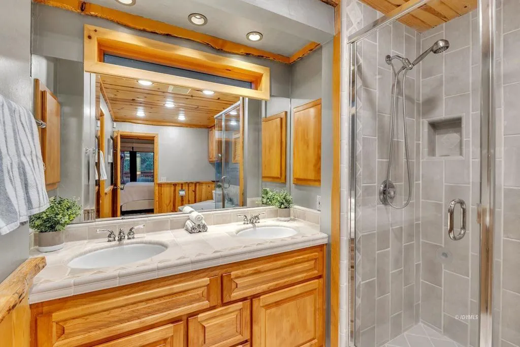 26620 Pine Avenue, Idyllwild, California 92549 home-pic-29