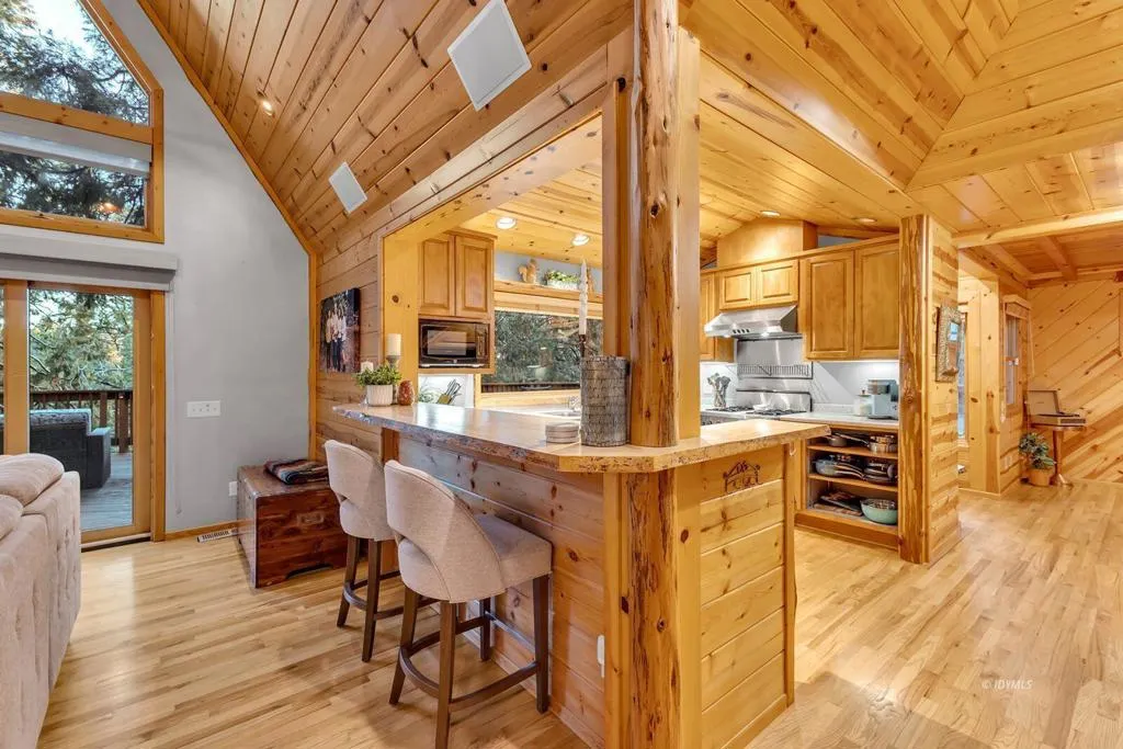 26620 Pine Avenue, Idyllwild, California 92549 home-pic-16