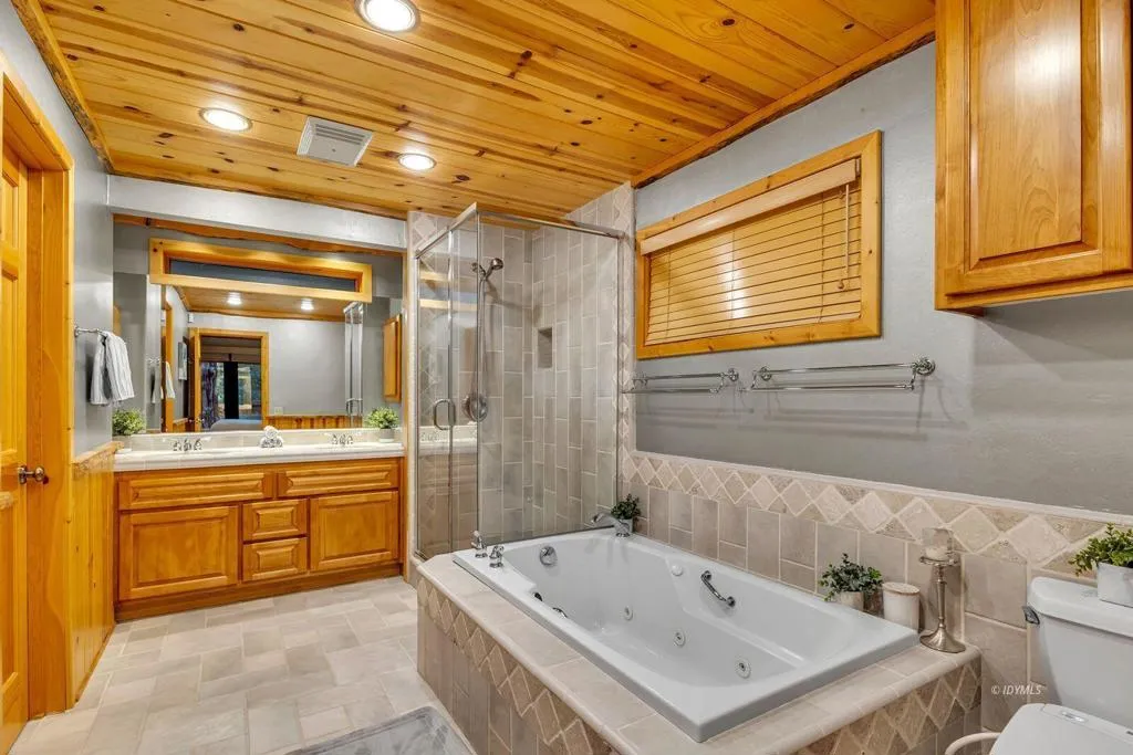 26620 Pine Avenue, Idyllwild, California 92549 home-pic-28