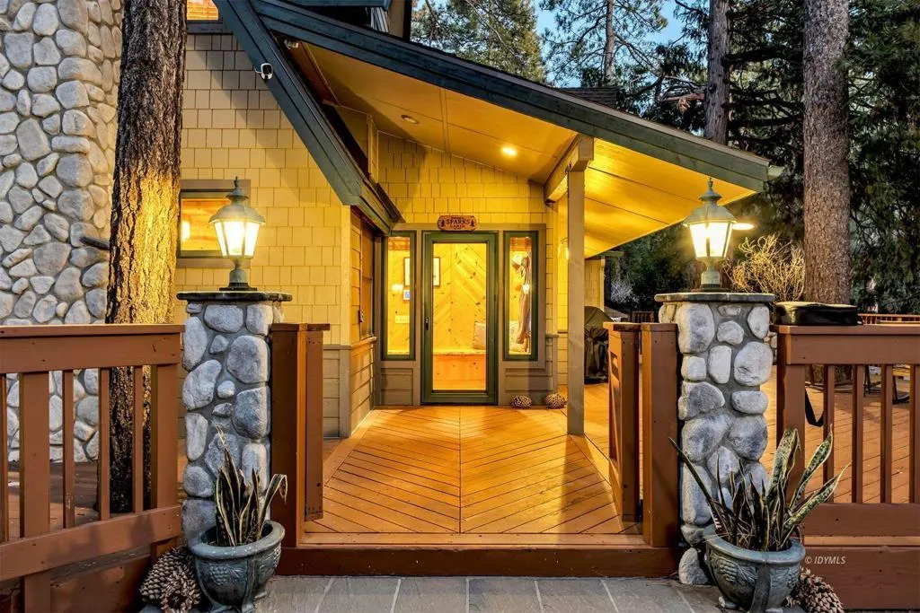 26620 Pine Avenue, Idyllwild, California 92549 home-pic-4