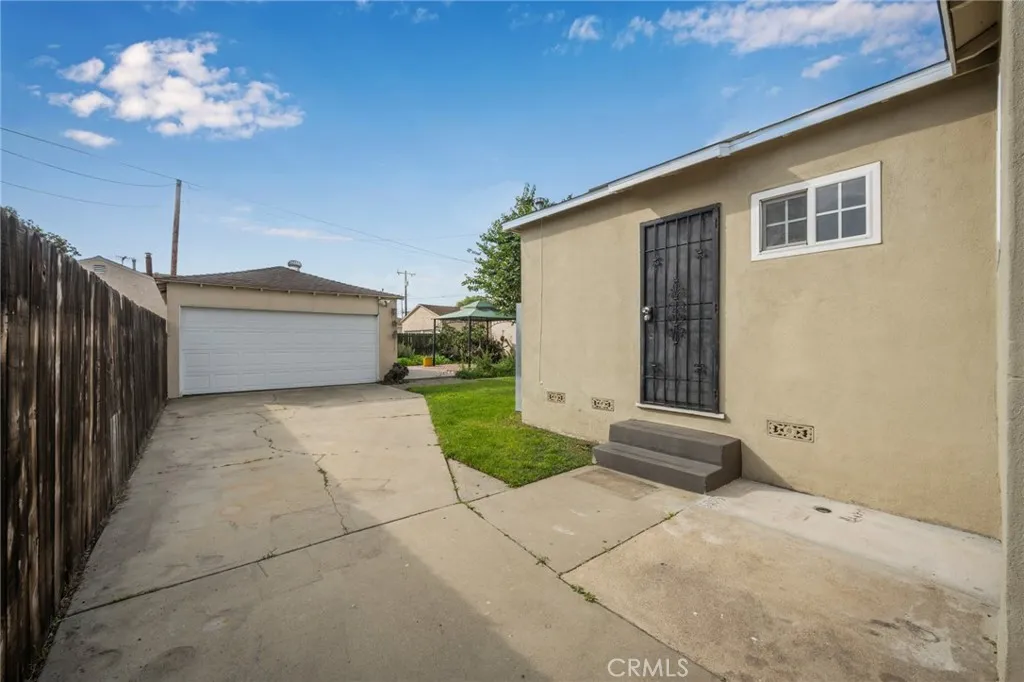 864 W 31st, Long Beach, California 90806 home-pic-47