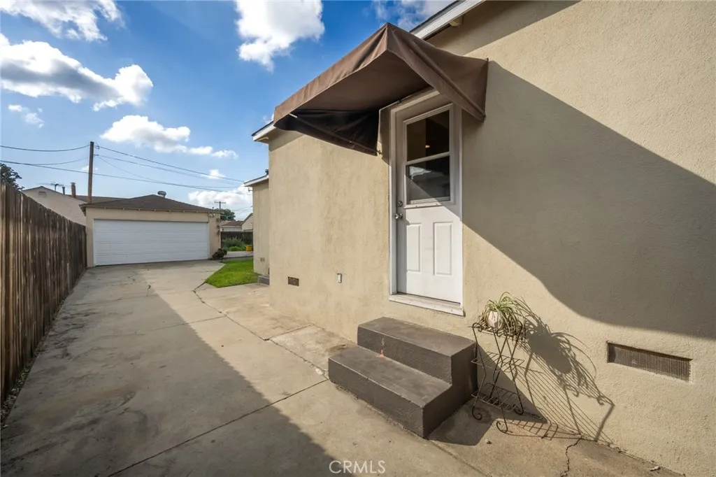 864 W 31st, Long Beach, California 90806 home-pic-49