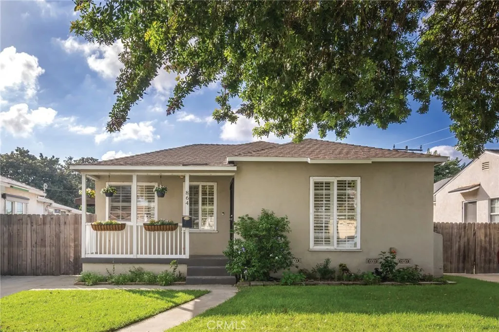 864 W 31st, Long Beach, California 90806 home-pic-1