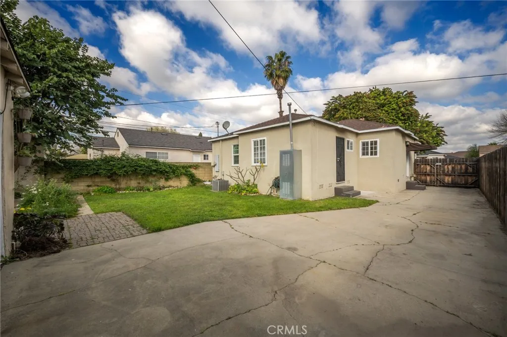 864 W 31st, Long Beach, California 90806 home-pic-51