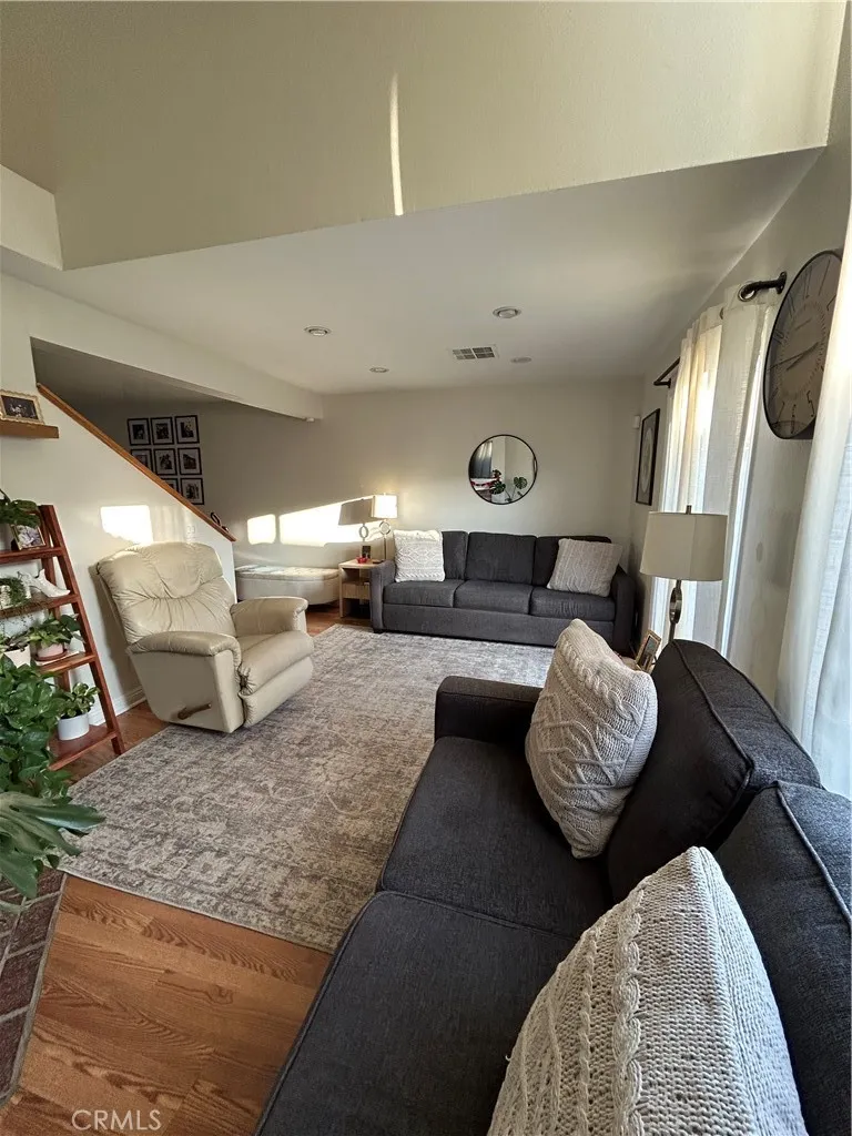 950 W Lambert 4, La Habra, California 90631 home-pic-8