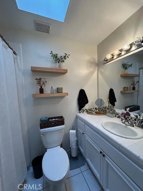 950 W Lambert 4, La Habra, California 90631 home-pic-22