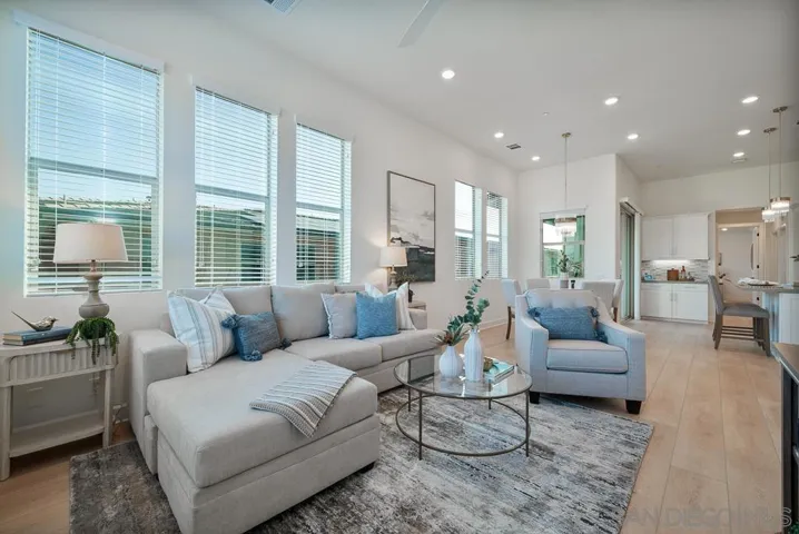Den/Family/Great Room