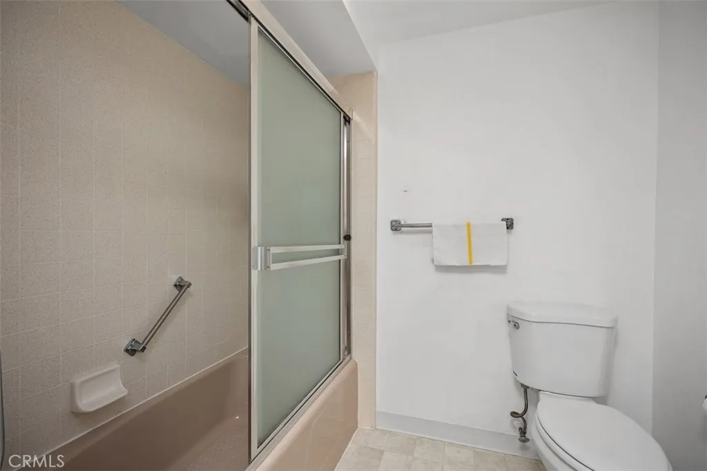 922 Avenida Majorca N, Laguna Woods, California 92637 home-pic-26
