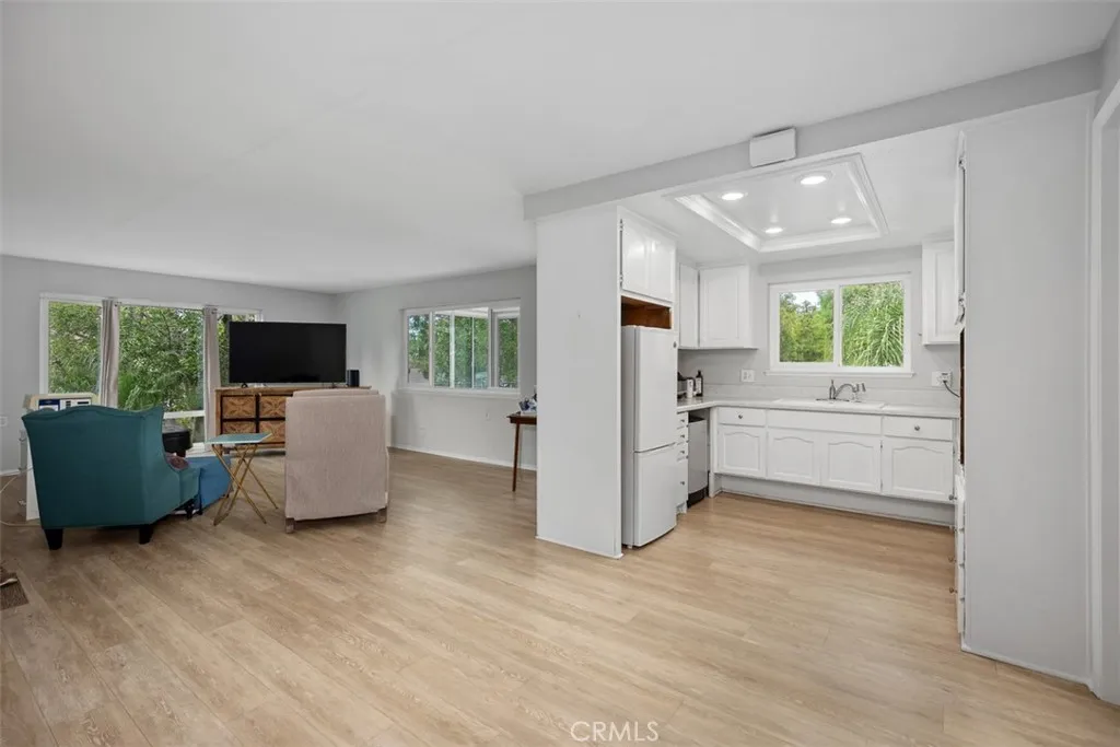 922 Avenida Majorca N, Laguna Woods, California 92637 home-pic-16