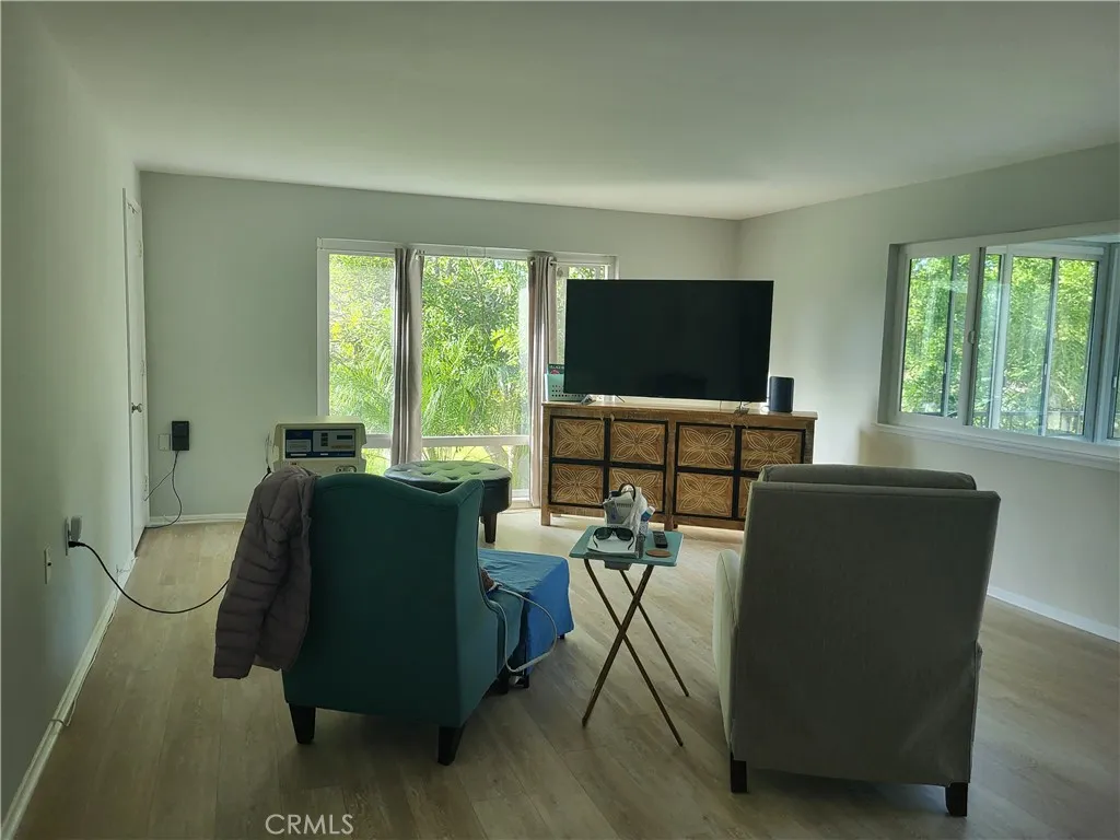 922 Avenida Majorca N, Laguna Woods, California 92637 home-pic-7