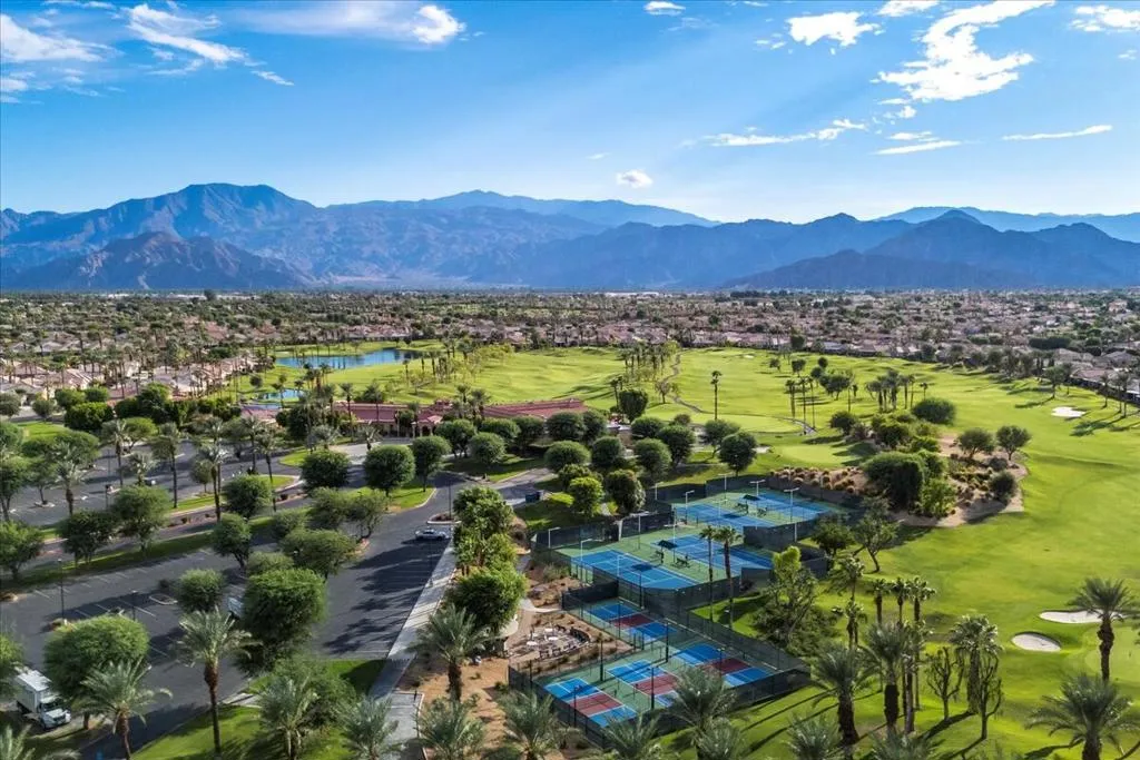 72-Heritage Palms Amenities (2)