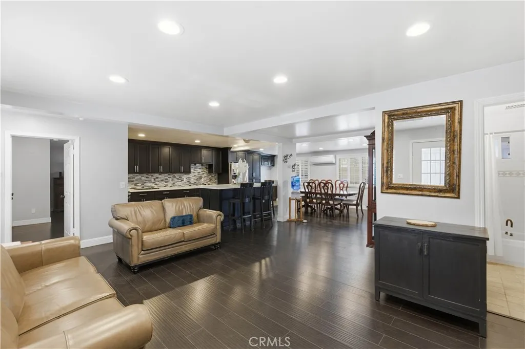 12232 Truesdale, Sun Valley, California 91352 home-pic-11