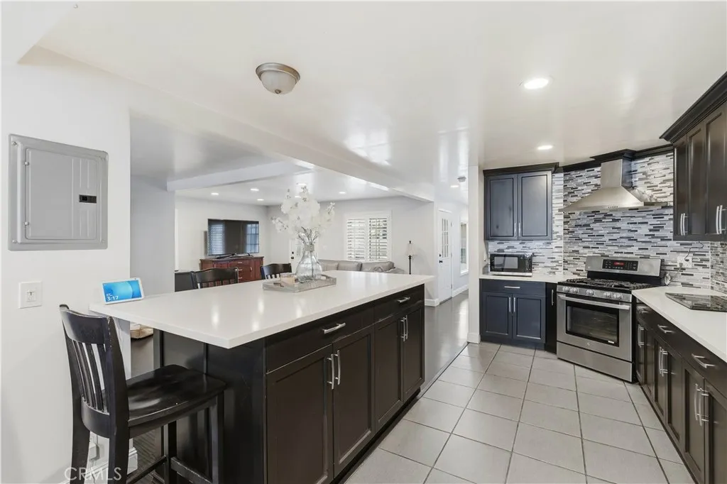 12232 Truesdale, Sun Valley, California 91352 home-pic-8