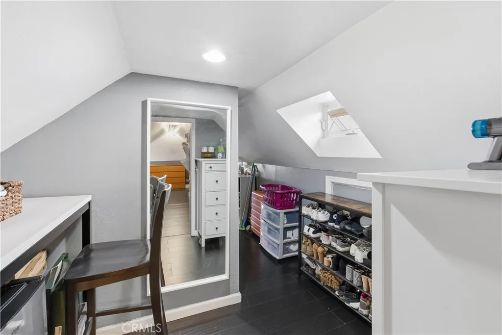 12232 Truesdale, Sun Valley, California 91352 home-pic-21
