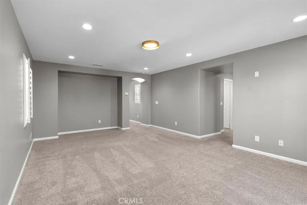 4332 Cantada, Corona, California 92883 home-pic-61