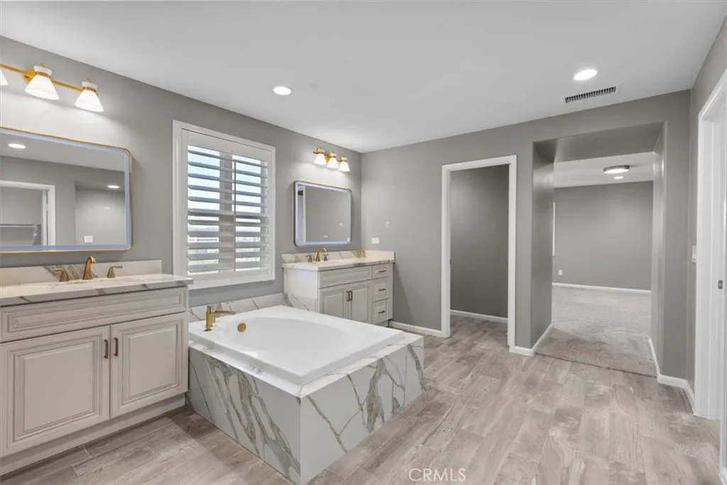 4332 Cantada, Corona, California 92883 home-pic-41