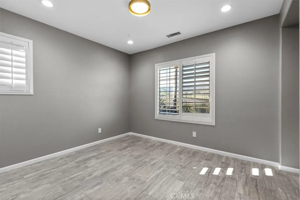 4332 Cantada, Corona, California 92883 home-pic-33