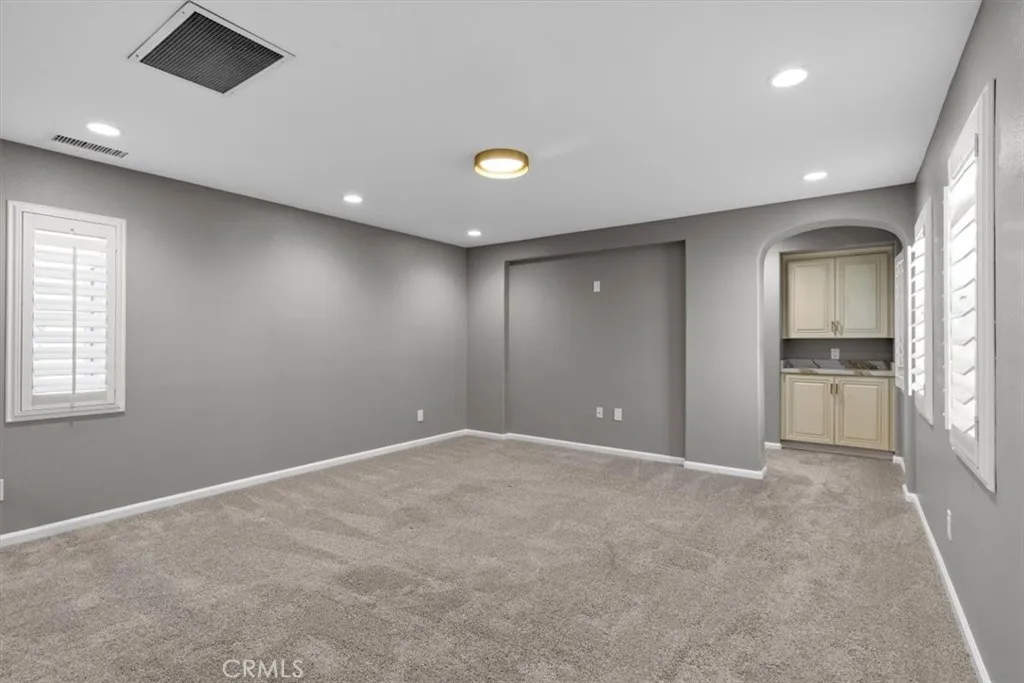 4332 Cantada, Corona, California 92883 home-pic-45