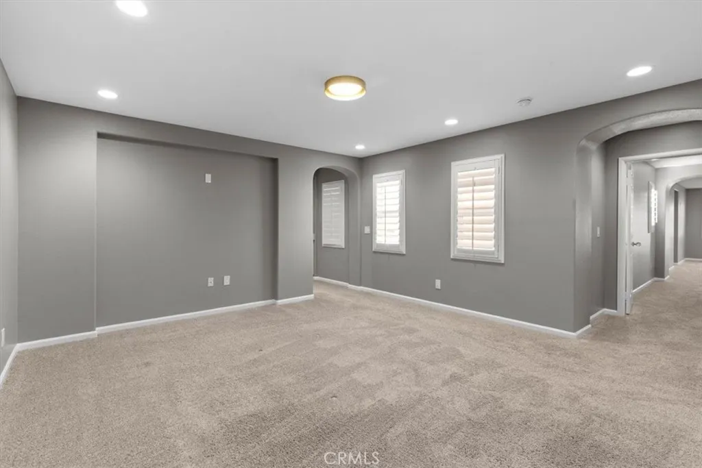 4332 Cantada, Corona, California 92883 home-pic-46