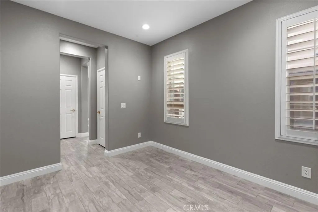 4332 Cantada, Corona, California 92883 home-pic-44