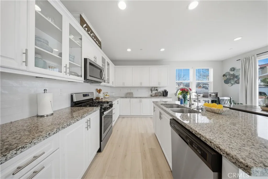 4032 S Cellars, Ontario, California 91761 home-pic-8
