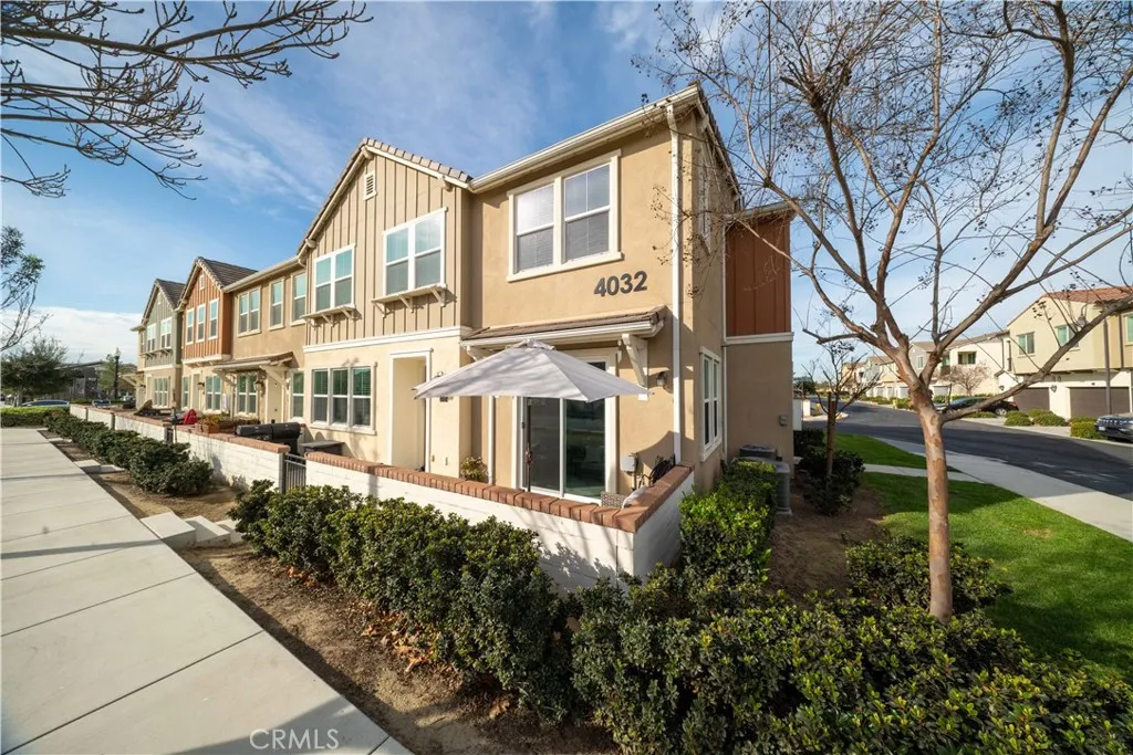 4032 S Cellars, Ontario, California 91761 home-pic-1