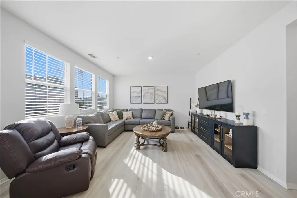 4032 S Cellars, Ontario, California 91761 home-pic-13