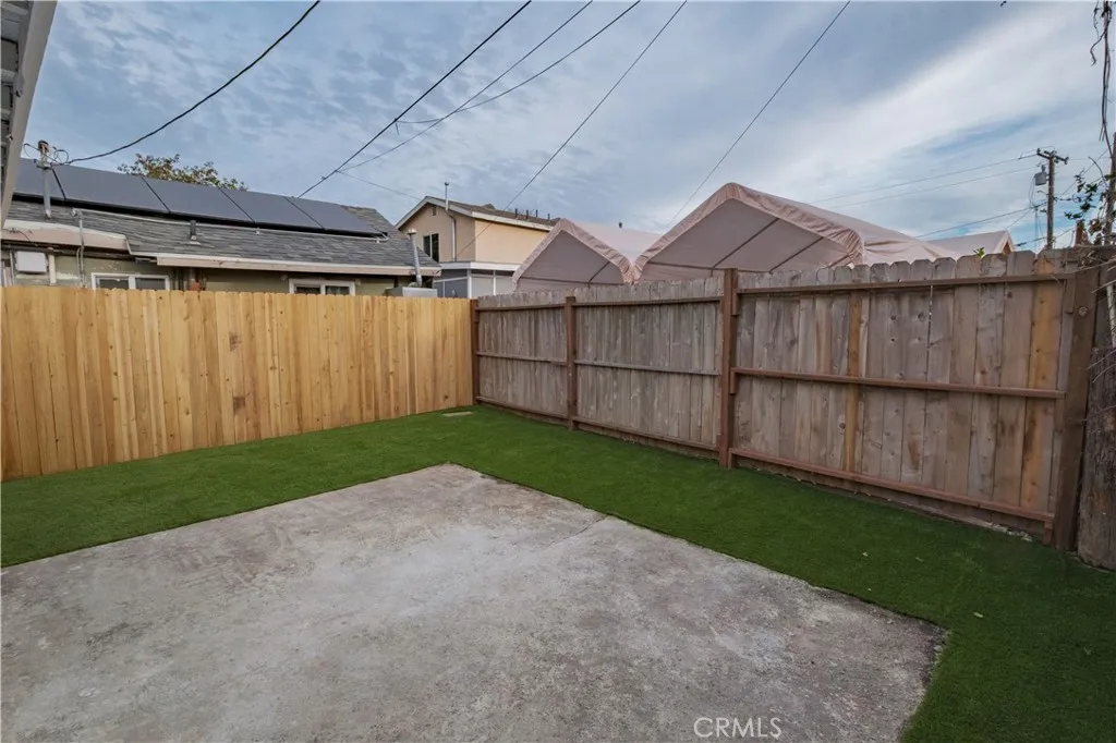 2310 E Stockwell St, Compton, California 90222 home-pic-18