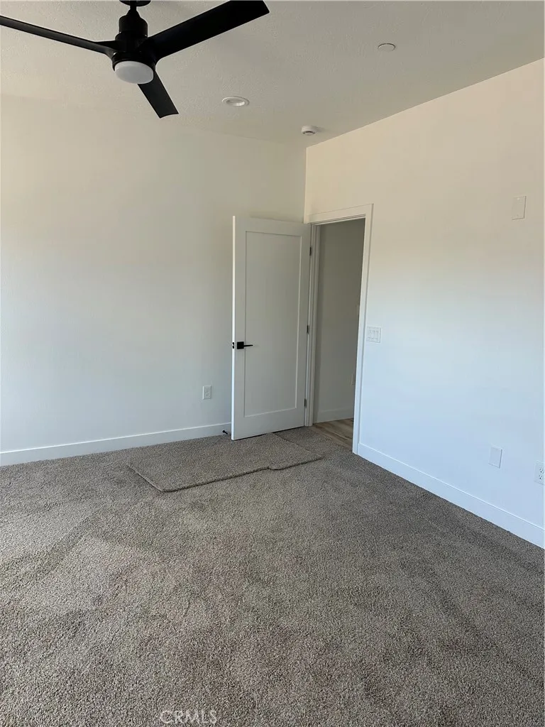 16353 Smokethorn Road, Apple Valley, California 92307 home-pic-27