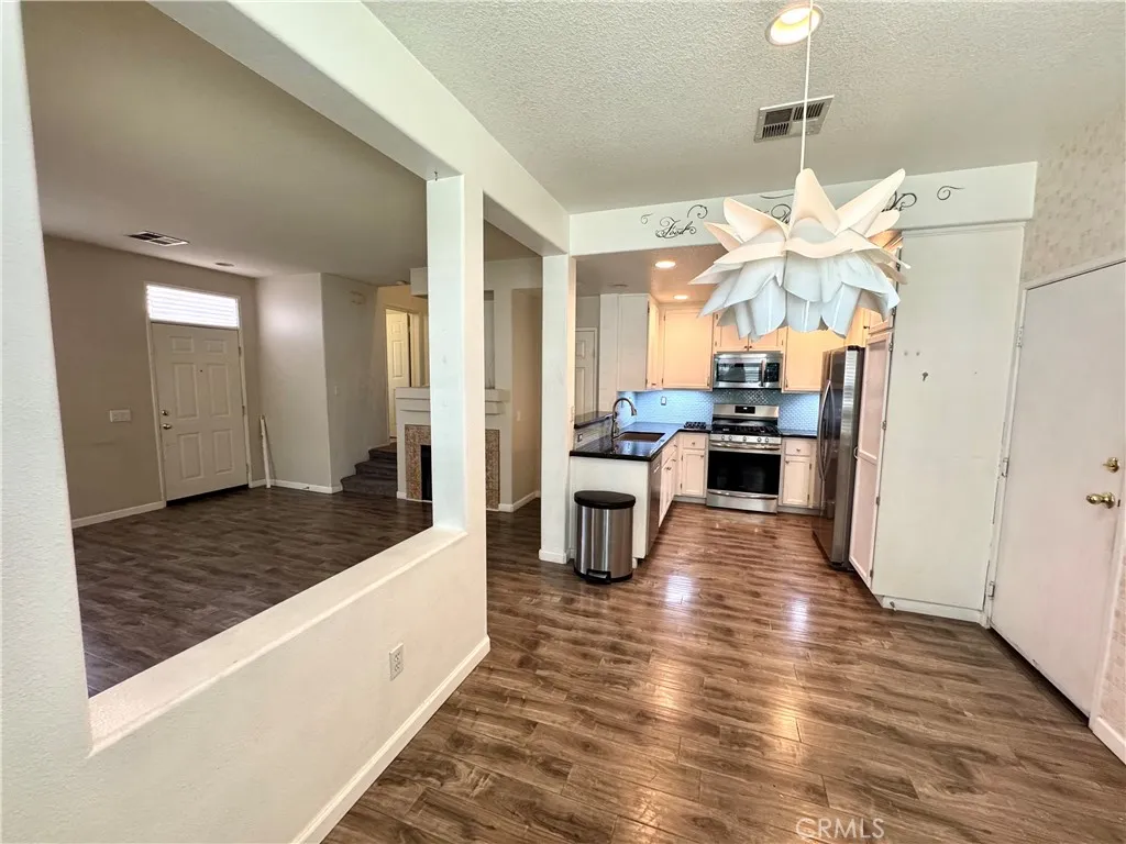 25554 Schubert, Stevenson Ranch, California 91381 home-pic-5