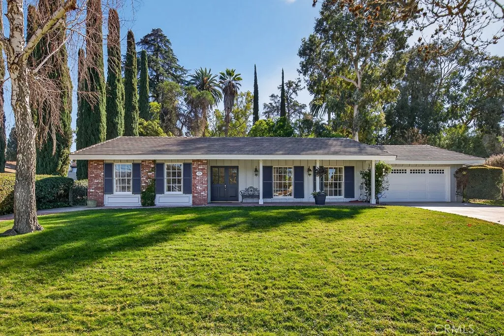 1117 W Crescent, Redlands, California 92373 home-pic-1