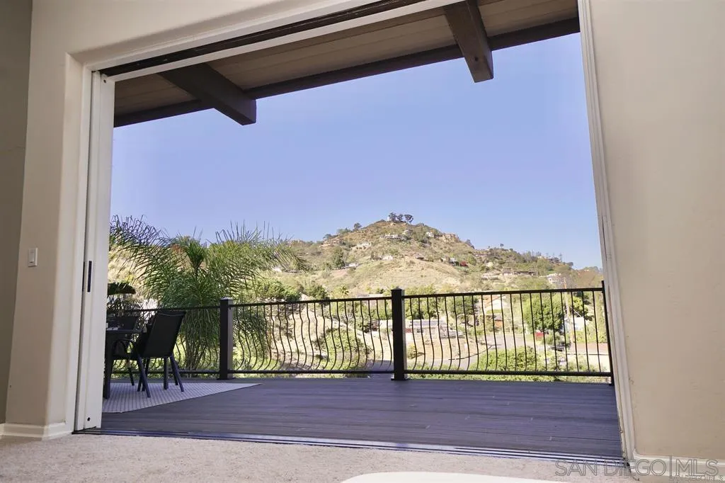 9610 Vista Del Sol, Spring Valley, California 91977 home-pic-44