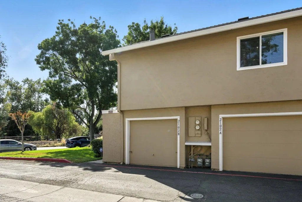 2102 Galveston Ave B, San Jose, California 95122 home-pic-32
