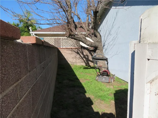 8333 Puritan, Downey, California 90242