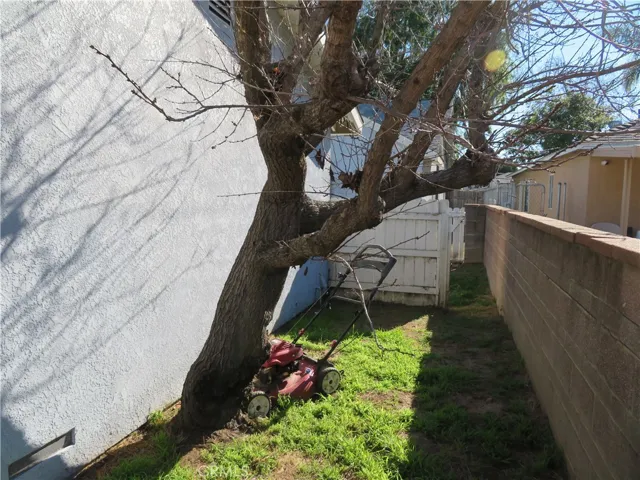 8333 Puritan, Downey, California 90242