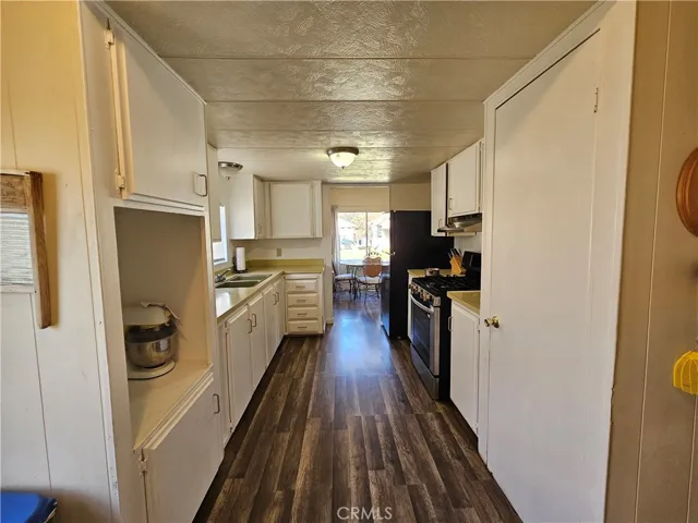 Kitchen offers tons of storage