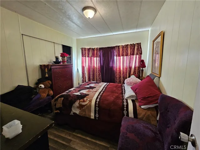 Guest bedroom