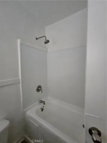 551 W 10th Street 3, Long Beach, California 90813