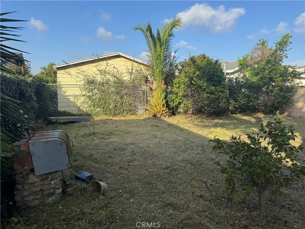5837 N Muscatel, San Gabriel, California 91775 home-pic-13