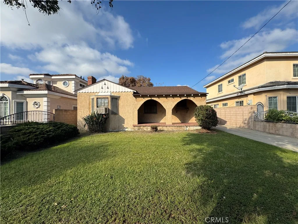 5837 N Muscatel, San Gabriel, California 91775 home-pic-2