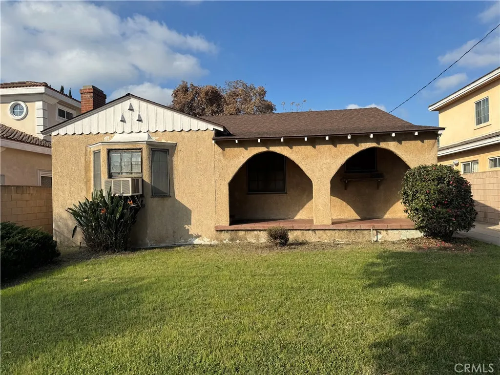 5837 N Muscatel, San Gabriel, California 91775 home-pic-3