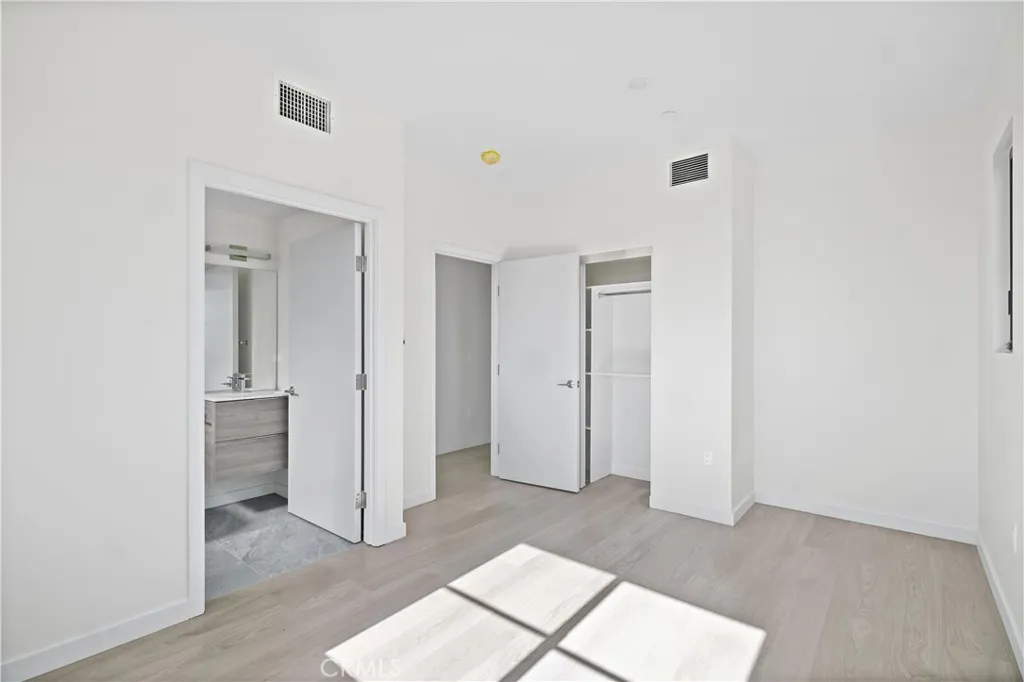 200 S 2nd Avenue D, Arcadia, California 91006 home-pic-16